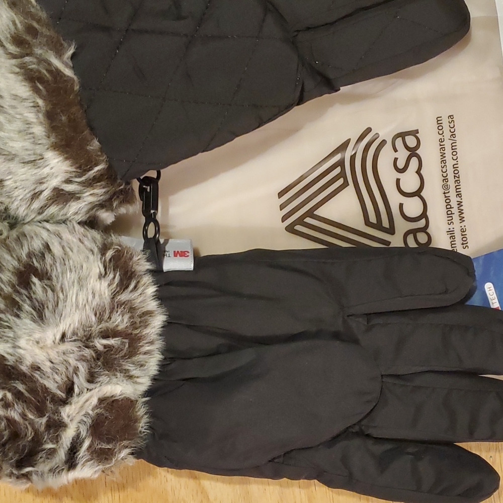 Winter gloves waterproof  nwt - Picture 3 of 5